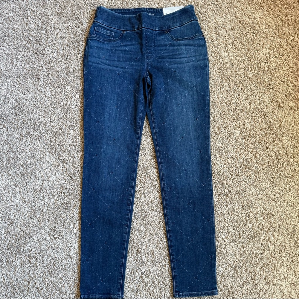 Chico’s laser stones pull on jegging